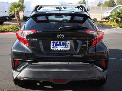 Used 2018 Toyota C-HR XLE image 7