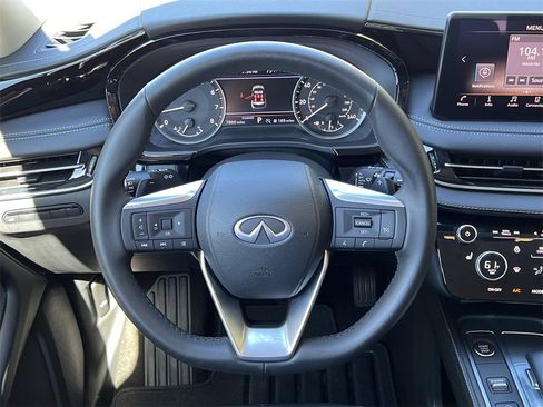 Certified 2025 INFINITI QX60 Pure image 20