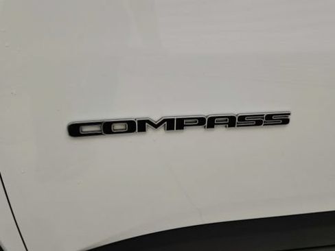 Used 2024 Jeep Compass Limited AWD/4WD image 13