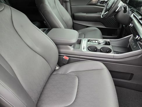 New 2026 Kia Carnival SX image 10