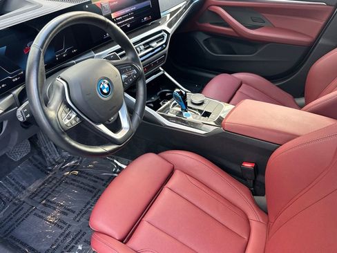 Used 2023 BMW i4 eDrive35 RWD image 9