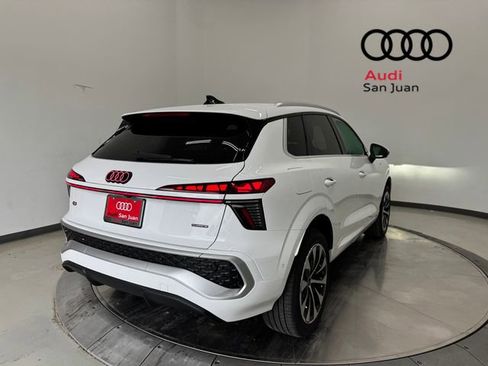 New 2026 Audi Q3 quattro 2.0T AWD/4WD image 42