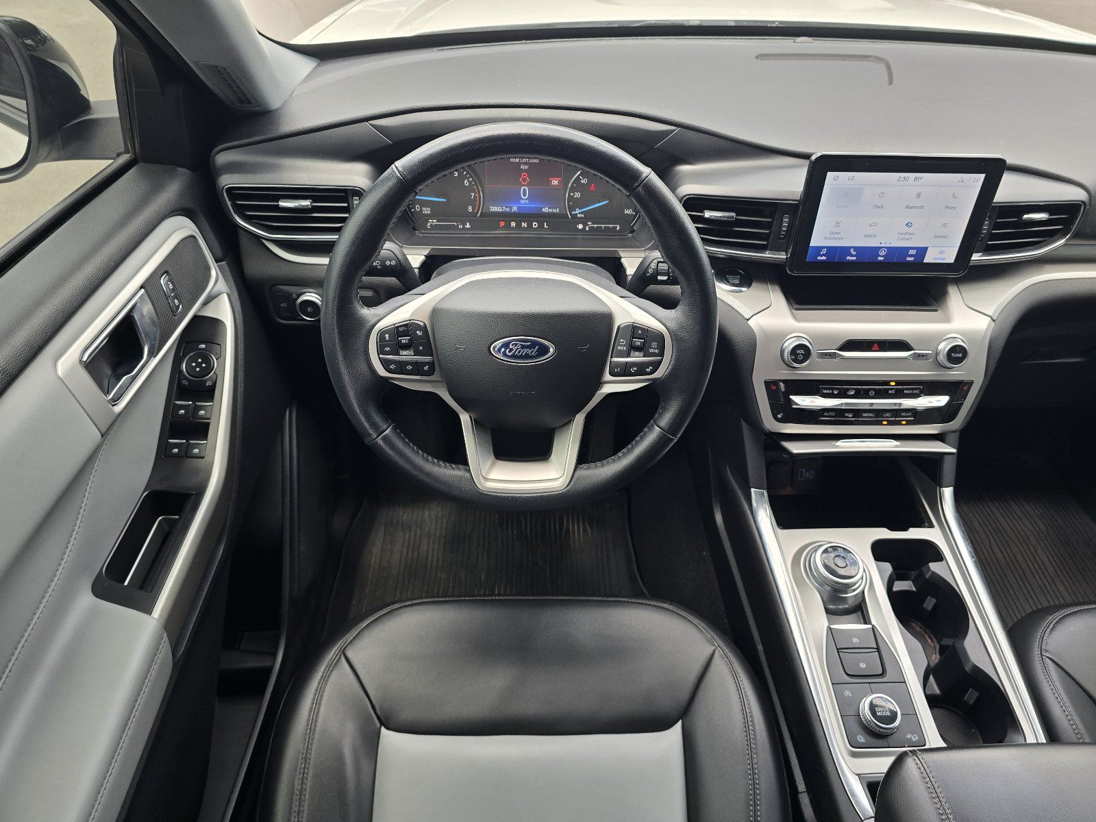 Used 2022 Ford Explorer XLT w/ Equipment Group 202A AWD/4WD image 14