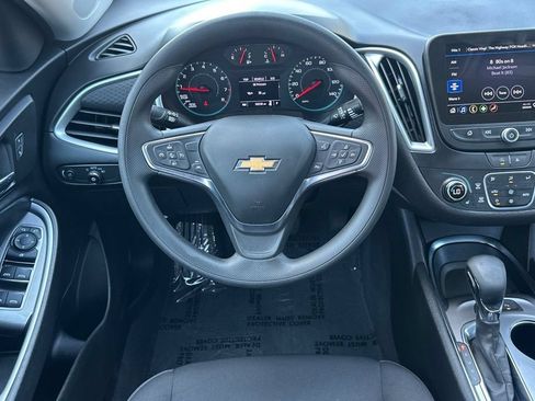 Used 2024 Chevrolet Malibu LT FWD image 14