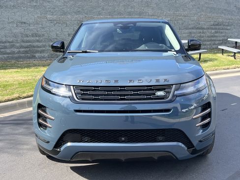 Certified 2025 Land Rover Range Rover Evoque Dynamic SE image 9