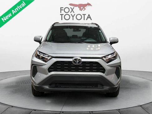 Used 2025 Toyota RAV4 XLE w/ Convenience Package AWD/4WD image 9
