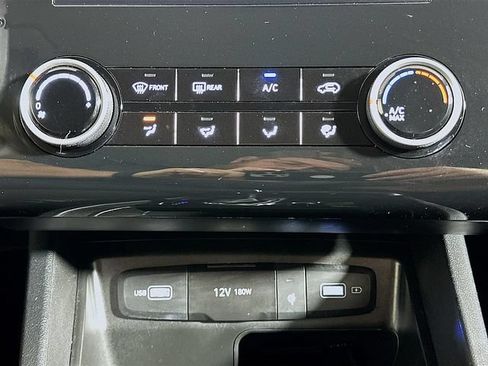 Used 2023 Hyundai Tucson SEL FWD image 16