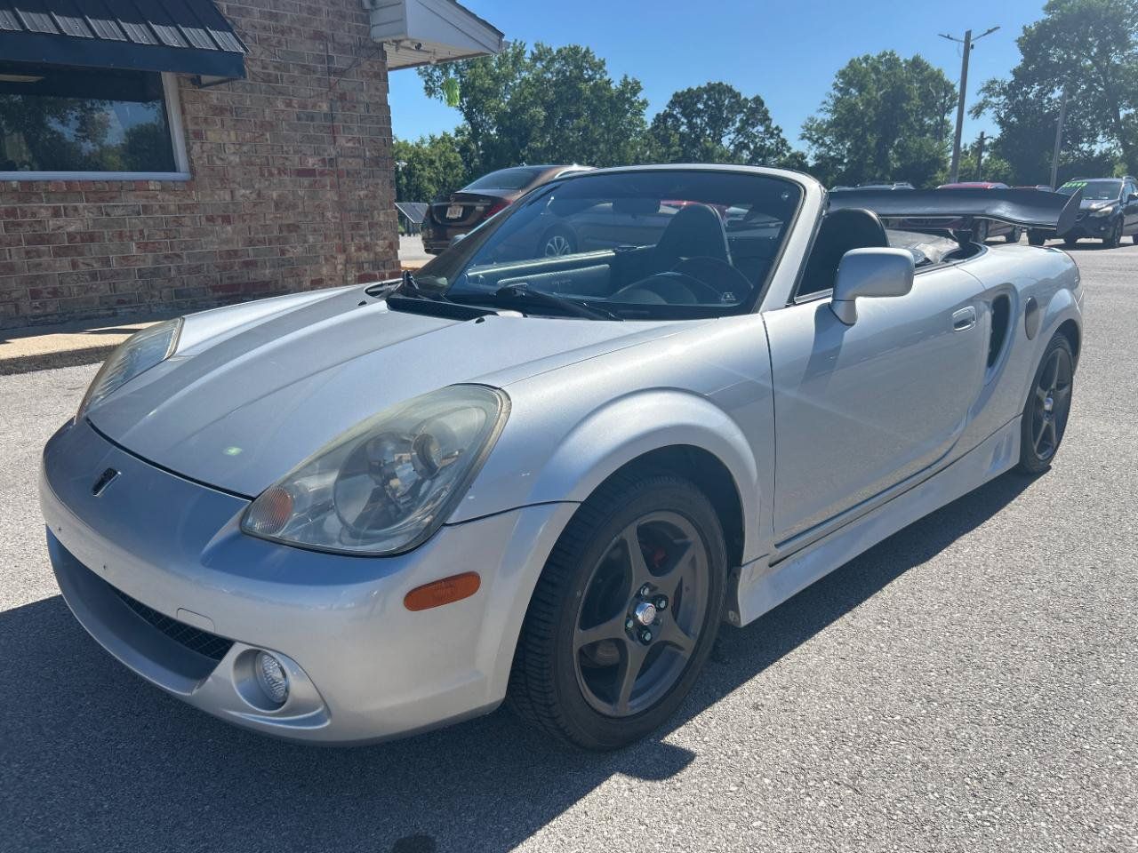 Used 2003 Toyota MR2 RWD image 22