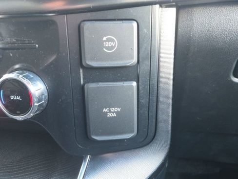 Used 2023 Ford F150 Platinum w/ Equipment Group 701A High image 35