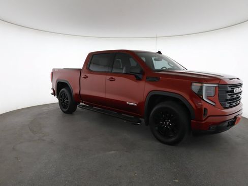 Used 2024 GMC Sierra 1500 Elevation AWD/4WD image 2