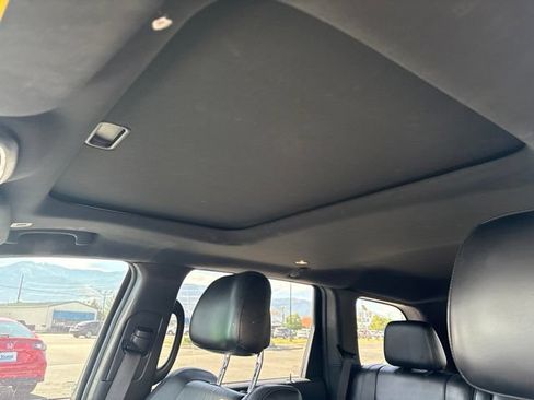Used 2018 Jeep Grand Cherokee Limited w/ Trailer Tow Group IV AWD/4WD image 17