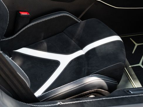 Used 2020 Lamborghini Aventador SVJ AWD/4WD image 75