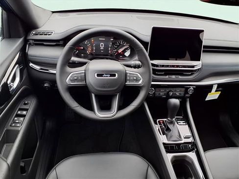 New 2026 Jeep Compass Limited AWD/4WD image 13