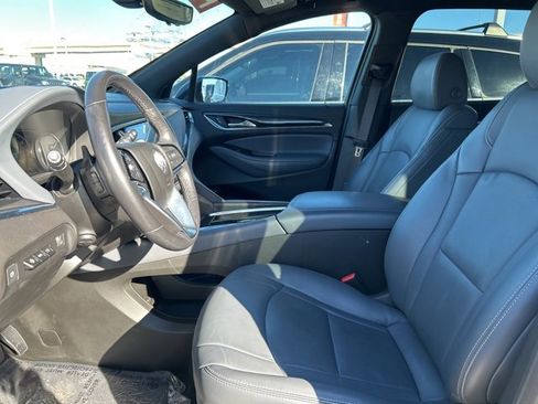 Used 2024 Buick Enclave Premium image 35