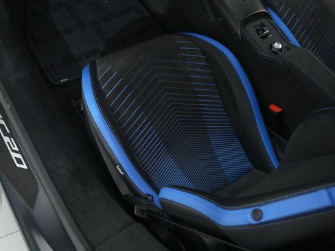 Certified 2022 Maserati MC20 Coupe image 26