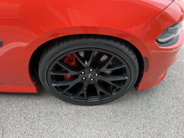 Used 2018 Dodge Charger SRT w/ Harman/Kardon Audio Group RWD image 15