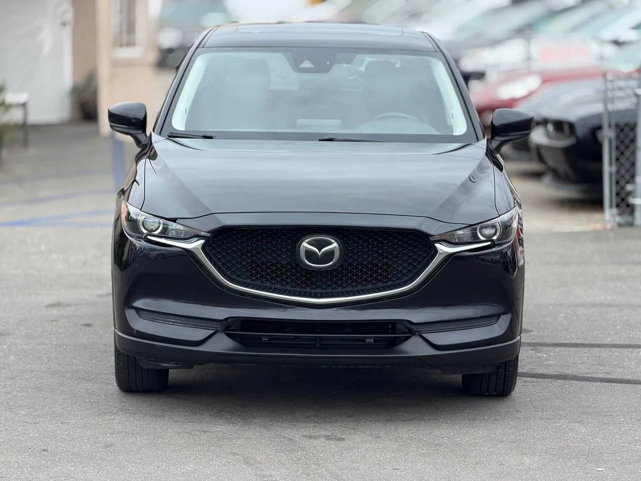 Used 2018 MAZDA CX-5 Touring w/ Preferred Equipment Package FWD image 5