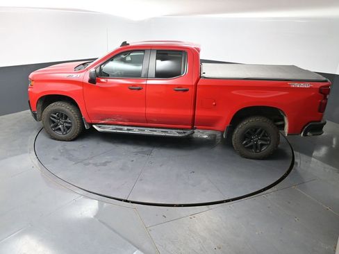 Used 2019 Chevrolet Silverado 1500 Custom Trail Boss w/ Custom Convenience Package AWD/4WD image 20