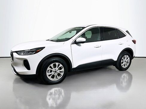 Used 2023 Ford Escape Active w/ Tech Pack #2 image 3