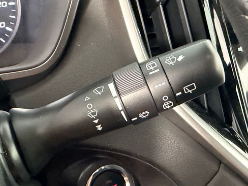 Used 2025 Subaru Ascent Premium AWD/4WD image 26