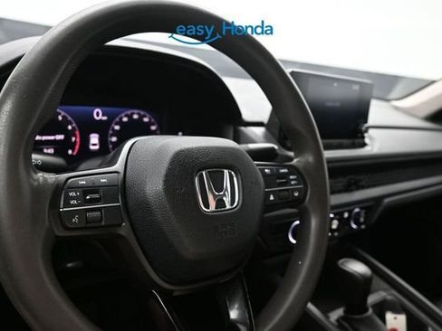 Used 2023 Honda Accord LX image 10