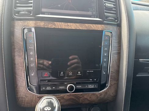 Used 2021 INFINITI QX80 Premium Select w/ Cargo Package AWD/4WD image 30