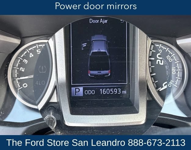 Used 2020 Toyota Tacoma SR5 RWD image 31