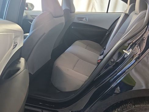 Used 2024 Toyota Corolla SE image 9
