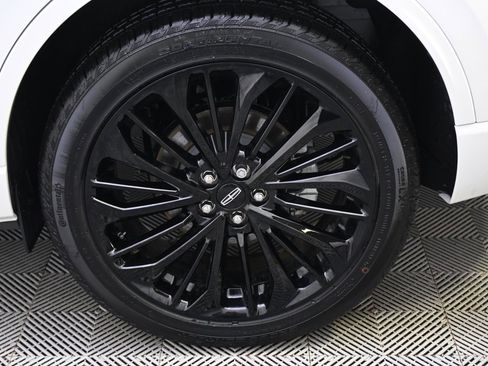 New 2025 Lincoln Corsair Reserve w/ Jet Appearance Package image 20