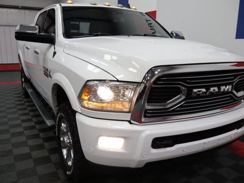 Used 2017 RAM 2500 Limited AWD/4WD image 24