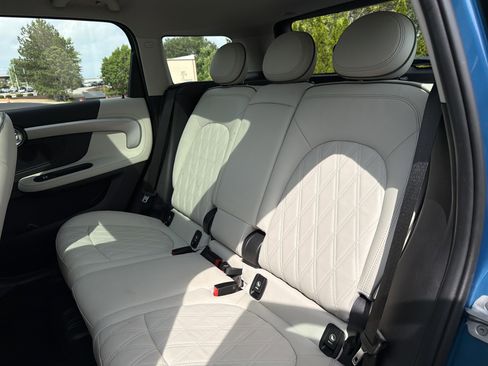 Used 2022 MINI Cooper Countryman S w/ Signature Upholstery Package AWD/4WD image 9