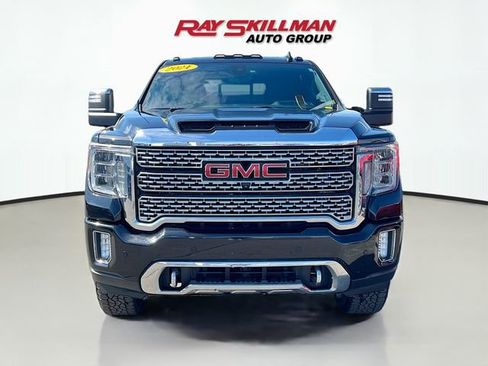 Used 2021 GMC Sierra 3500 Denali w/ Denali Black Diamond Edition image 2