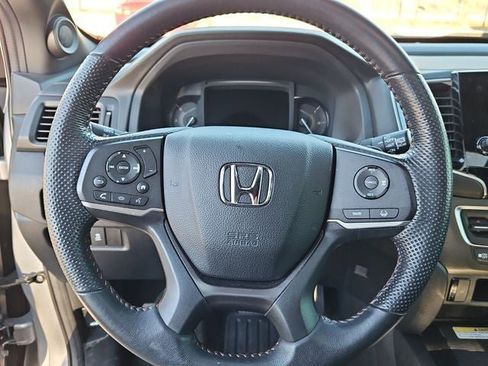 Used 2023 Honda Passport TrailSport image 27