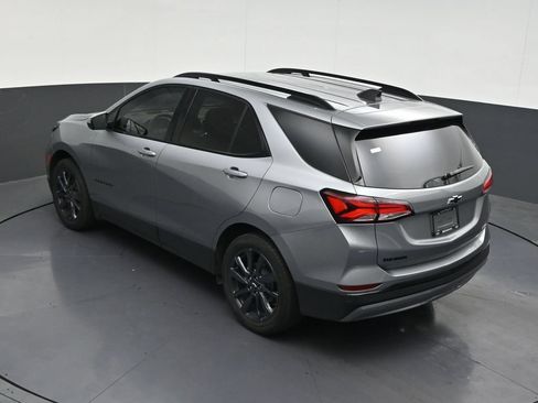 Used 2024 Chevrolet Equinox RS w/ RS Leather Package FWD image 17