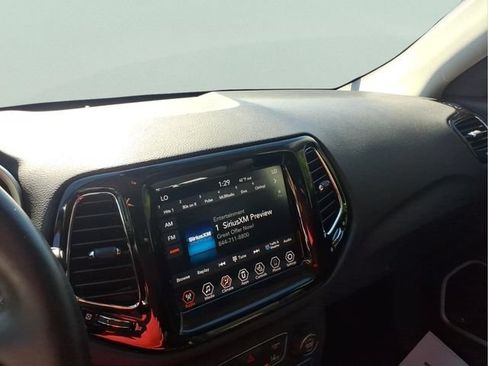 Used 2021 Jeep Compass Limited w/ Sun and Sound Group AWD/4WD image 27