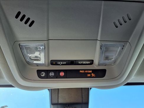 Used 2023 Chevrolet Equinox LT image 13