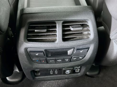 Used 2022 Honda Pilot Elite image 28