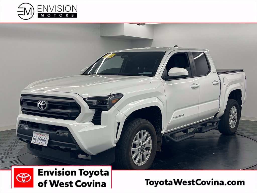 Used 2024 Toyota Tacoma SR5 AWD/4WD image 1