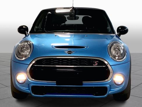 Used 2019 MINI Cooper S w/ Signature Upholstery Package image 3