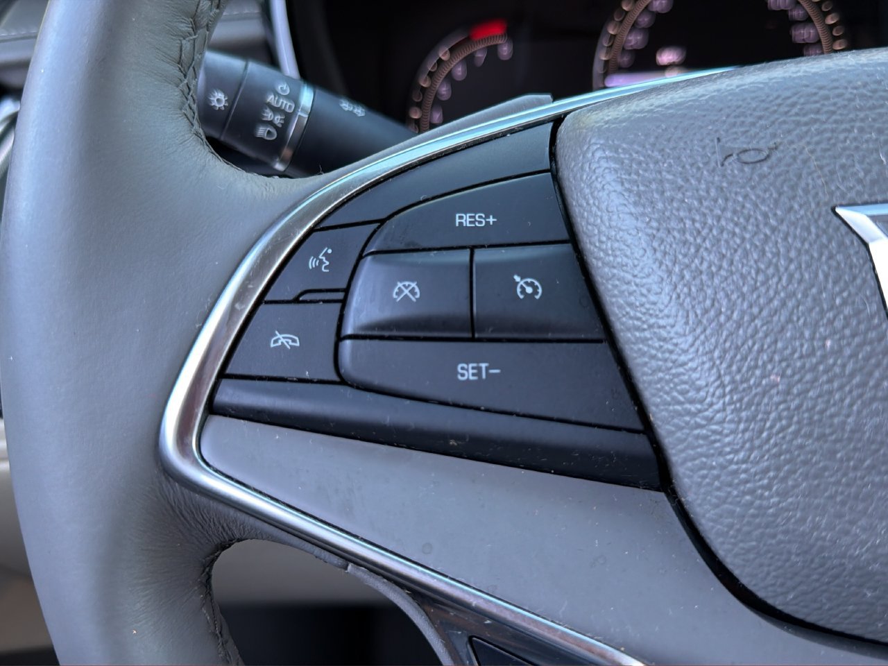 Used 2017 Cadillac XT5 Luxury FWD image 22