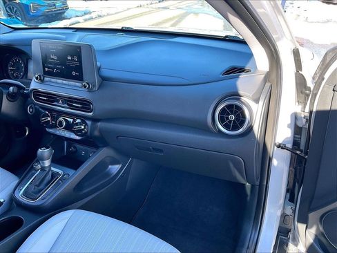 Used 2023 Hyundai Kona SEL image 12
