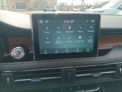 Used 2022 Lincoln Corsair Reserve w/ Elements Package image 19