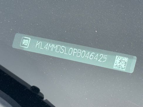 Used 2023 Buick Encore GX Select w/ Sport Touring Package FWD image 8