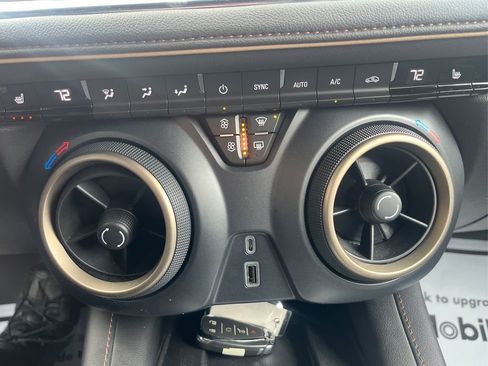 Certified 2023 Chevrolet Blazer Premier w/ Driver Confidence II Package image 28