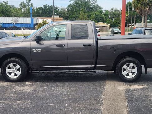 Used 2016 RAM 1500 Express AWD/4WD image 3