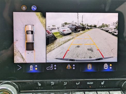 New 2025 Chevrolet Colorado LT w/ LT Convenience Package image 22