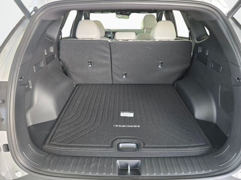 New 2026 Hyundai Tucson Limited AWD/4WD image 16