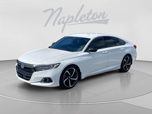 Used 2022 Honda Accord Sport image 1