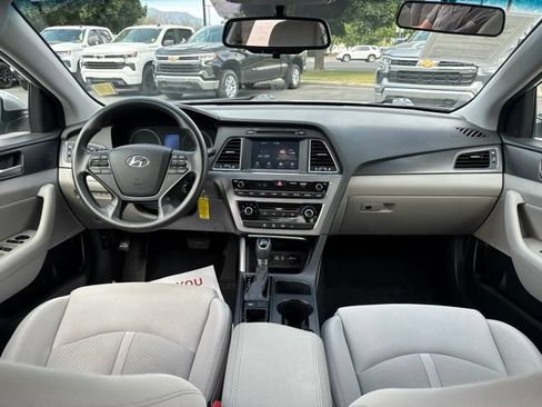 Used 2017 Hyundai Sonata Sport w/ Cargo Package FWD image 13