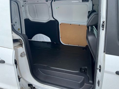 Used 2016 Ford Transit Connect XL image 17